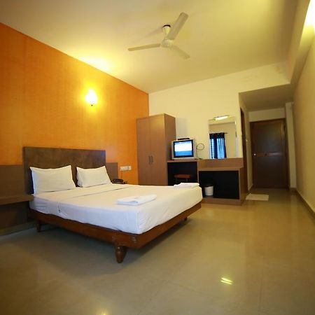 Qik Stay @ S.K. Continental 迈索尔 外观 照片