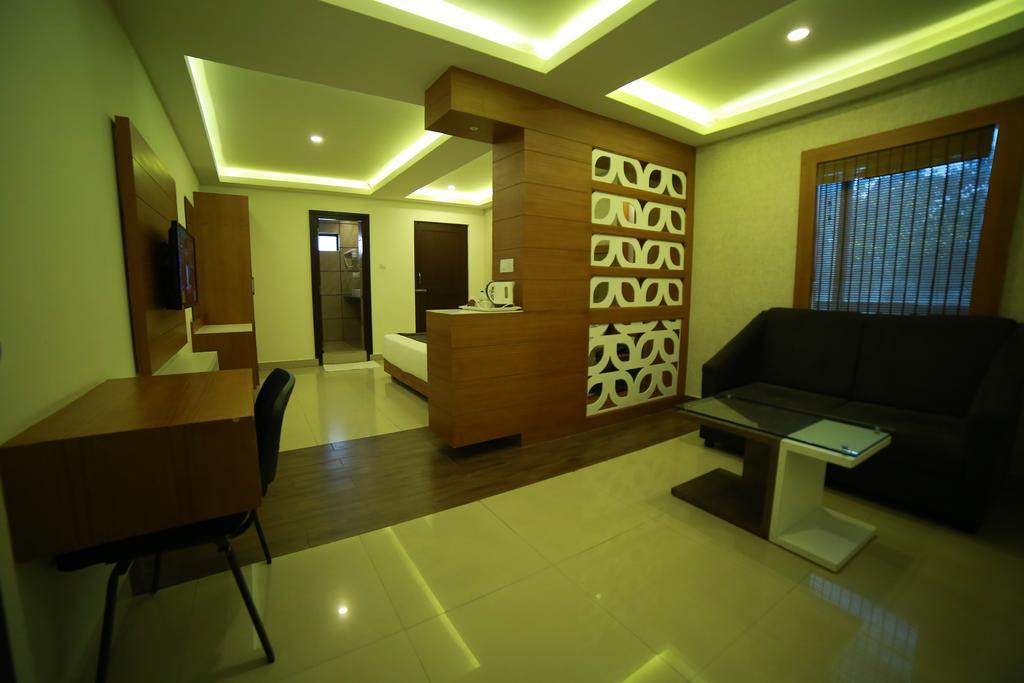 Qik Stay @ S.K. Continental 迈索尔 外观 照片