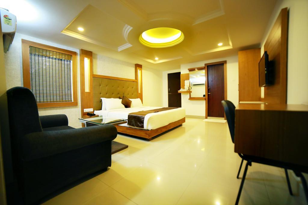 Qik Stay @ S.K. Continental 迈索尔 外观 照片